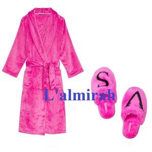 🎀🎀🎀🎁VICTORIA'S SECRET Short Cozy Robe & Slippers SET🎁🎀🎀🎀